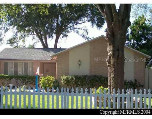 8814 Oak Creek, Tampa, FL 33615