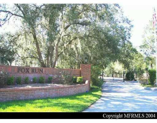 2433 Fox Forest Dr., Lutz, FL 33549