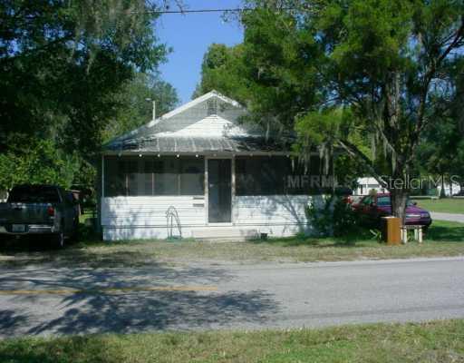 2002 W Granfield Ave., Plant City, FL 33563