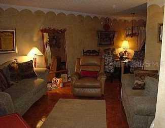 3907 W Lake Dr., Seffner, FL 33584