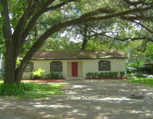 3905 West Lake Dr., Seffner, FL 33584