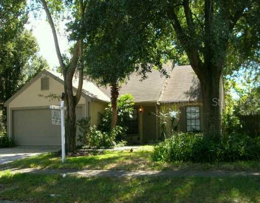 611 Weathervane Ct., Brandon, FL 33511