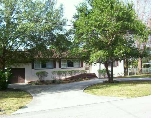 12114 N Forest Hills Dr., Tampa, FL 33612