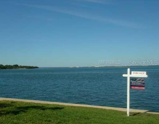 2093 NE Michigan Ave., St Petersburg, FL 33703