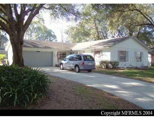 221 Terrace Dr., Brandon, FL 33510