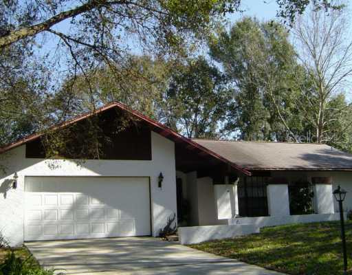 2834 Bellwood Dr., Brandon, FL 33511