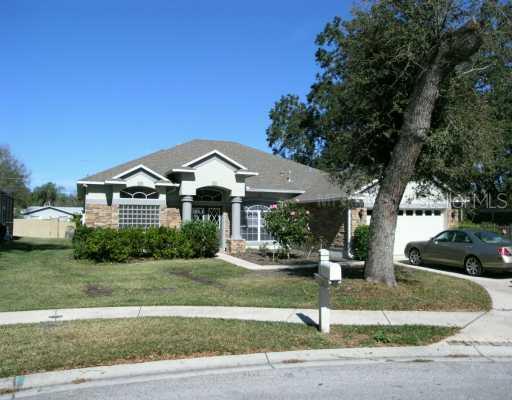 602 June Lake Ln., Brandon, FL 33510