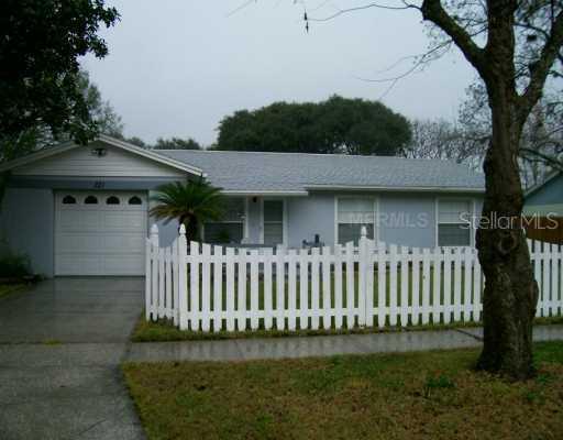 221 Faithway Dr., Seffner, FL 33584