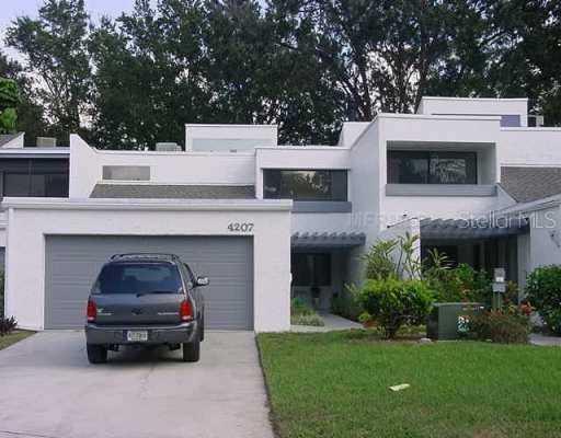 4207 Fairway Cir., Tampa, FL 33618