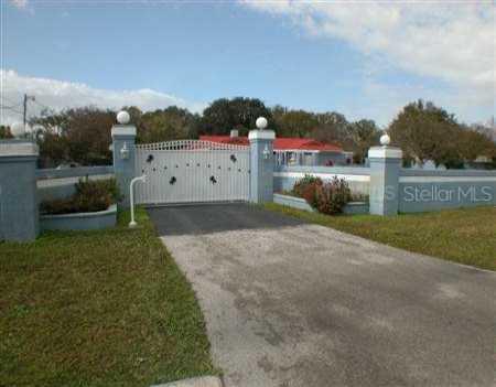 11602 Henderson Rd., Tampa, FL 33625