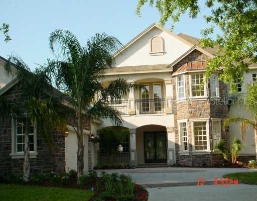 1210 Oxbridge Dr., Lutz, FL 33549