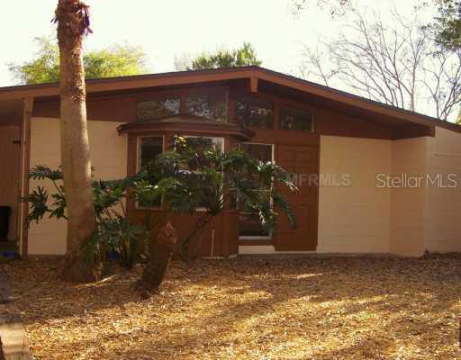 908 Lakewood Ave., Tampa, FL 33613