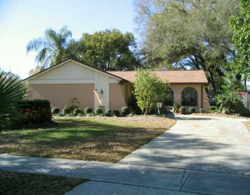8840 Oak Creek, Tampa, FL 33615