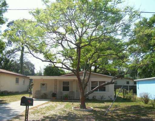 9404 N 21st St., Tampa, FL 33612