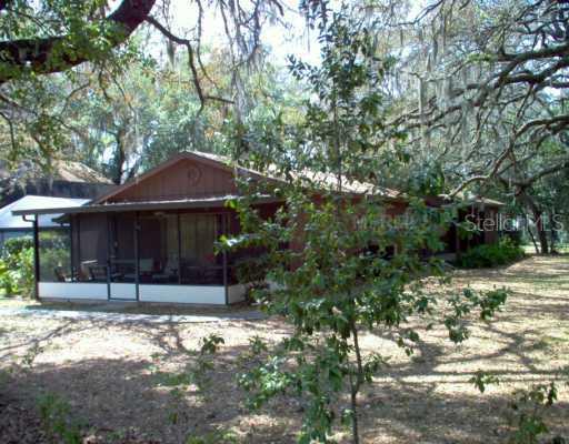 2117 Kennen Dr., Valrico, FL 33594