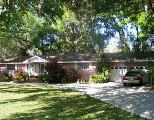 1107 Lithia Pinecrest Rd., Brandon, FL 33511