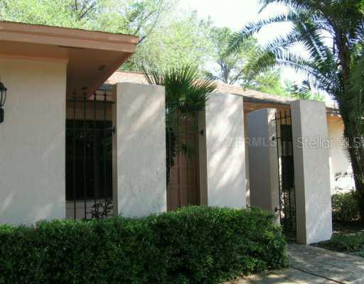 812 Centerwood Ct., Brandon, FL 33511