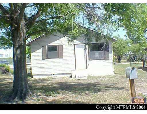 646 Booker Ave., Lake Wales, FL 33853