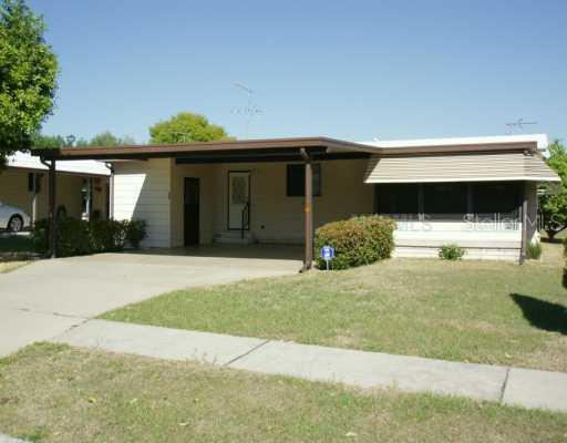 3932 Chris Dr., Zephyrhills, FL 33543