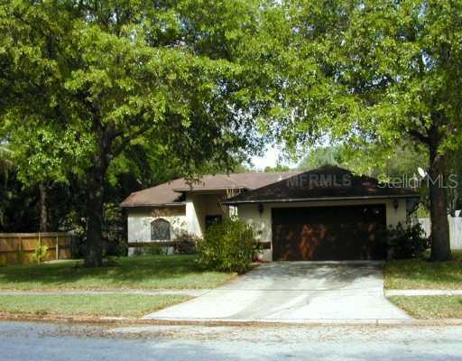 1014 Windsor Way, Lutz, FL 33559