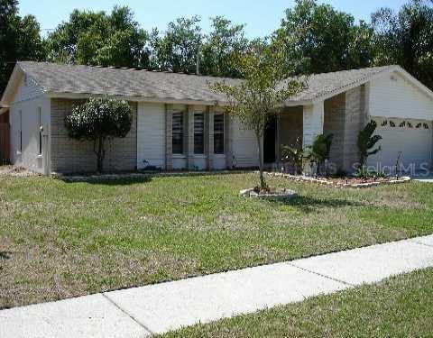 627 Pine Forest Dr., Brandon, FL 33511