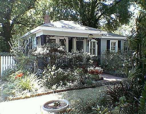 1323 E Norfolk St., Tampa, FL 33604