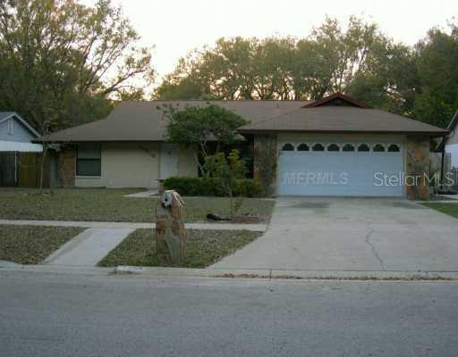 15906 Shawver Lake Dr., Lutz, FL 33549