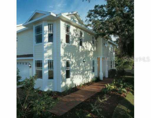 208 Elm View Ct., Brandon, FL 33511