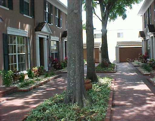 216 S Tampania Ave., Tampa, FL 33609