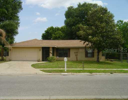 3325 King Charles Creek, Seffner, FL 33584