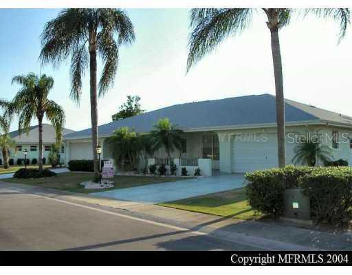 371 Club Manor Dr., Sun City Center, FL 33573
