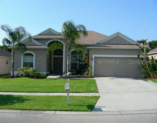 917 Innergary Pl., Valrico, FL 33594