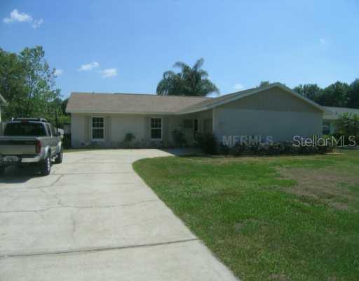 1904 Rebecca Rd., Lutz, FL 33548