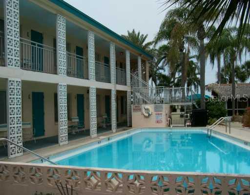 282 Treasure Island Causeway #7, Treasure Island, FL 33706