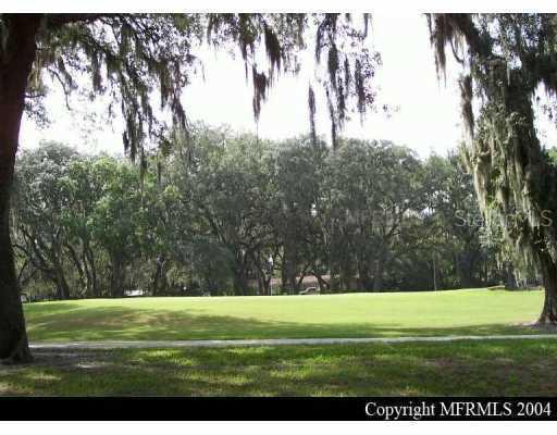 10018 N 52nd St., Temple Terrace, FL 33617