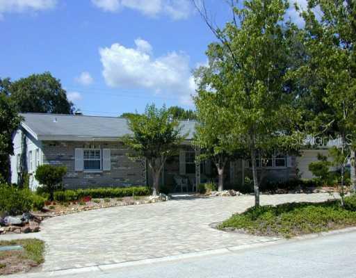 2554 Lake Ellen Cir., Tampa, FL 33618