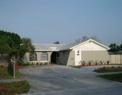 8220 Greenleaf Cir., Tampa, FL 33615