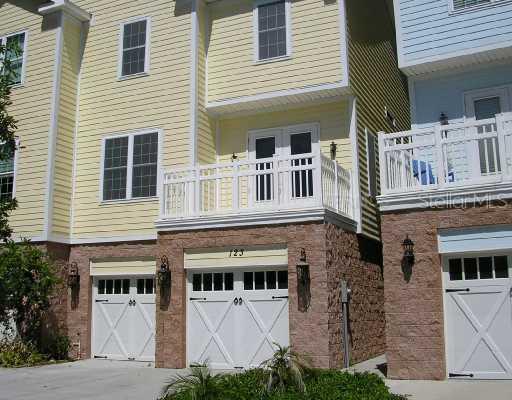 123 Arrawana Ave., Tampa, FL 33609