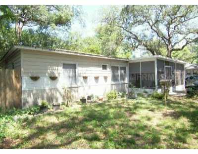 10110 N 10th St., Tampa, FL 33612