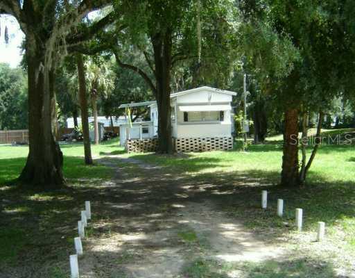 39705 Bay Ave., Zephyrhills, FL 33540