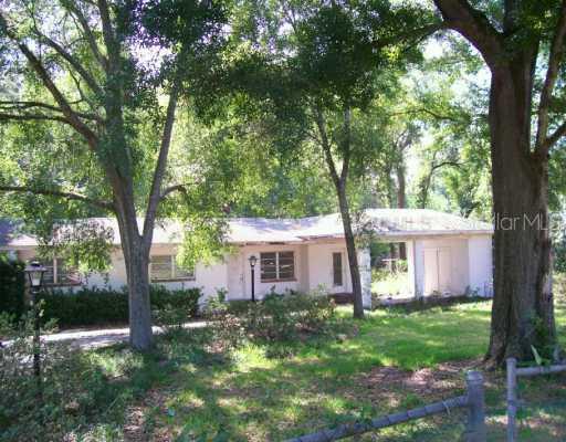 6830 Wire Rd., Zephyrhills, FL 33542