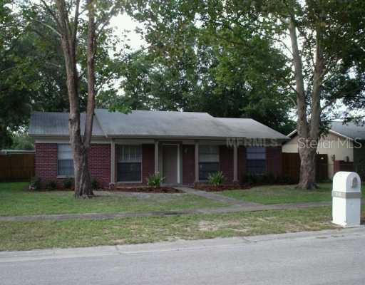 718 Falkirk Ave., Valrico, FL 33594