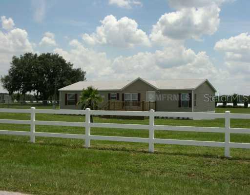 346 Cesara Estates Dr., Mulberry, FL 33860