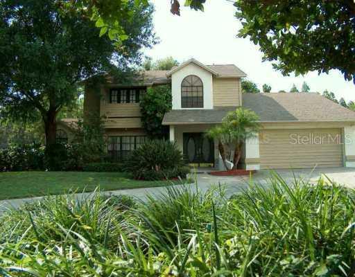 923 Hollyshore Dr., Lutz, FL 33548