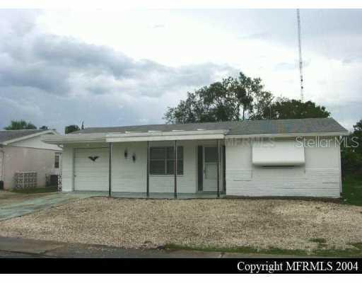 3215 Atlantis Dr., Holiday, FL 34691