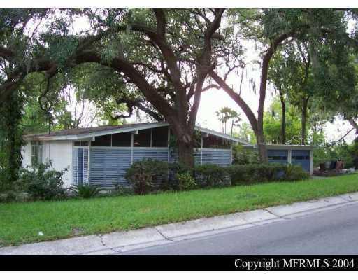 3704 River Grove Dr., Tampa, FL 33610