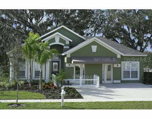 1226 Barclay Wood Dr., Ruskin, FL 33570