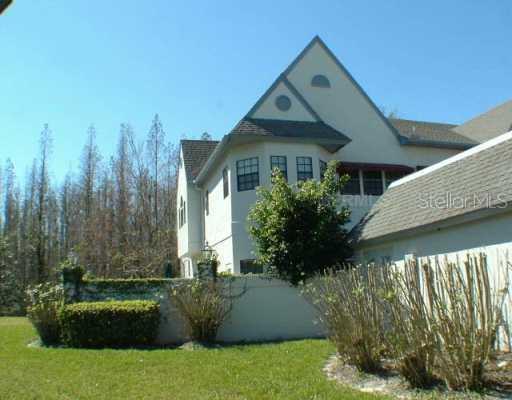 18740 Wimbledon Cir., Lutz, FL 33558