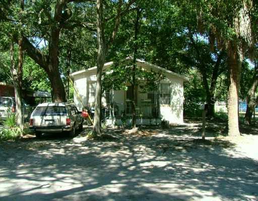 2922 Lindell Ave., Tampa, FL 33610