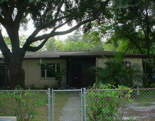 413 Pevetty Dr., Plant City, FL 33563